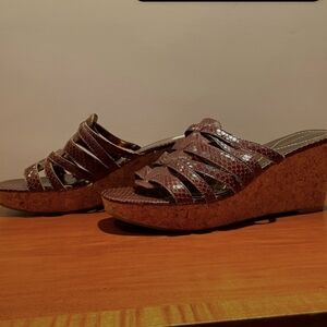 NWT 9.5 Enzo Angiolini Cork Wedge Snakeskin Sandal